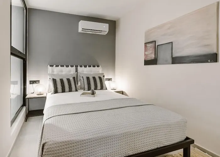 아파트 Manolis Loft Apartment, Rhodes Town *