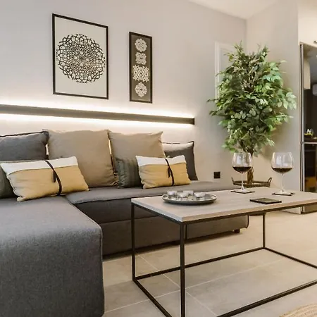 Manolis Loft Apartment, Rhodes Town