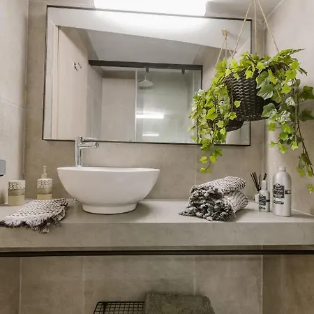 Manolis Loft Apartment, Rhodes Town דירה