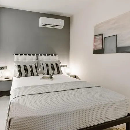 شقة Manolis Loft Apartment, Rhodes Town *
